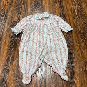 Vintage Carter's Peach Floral Footie One Piece Sleeper Suit Size M 12-17lbs Baby